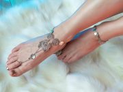 Ankle bracelets that have passed through the centuries Ankle bracelets that have passed through the centuries